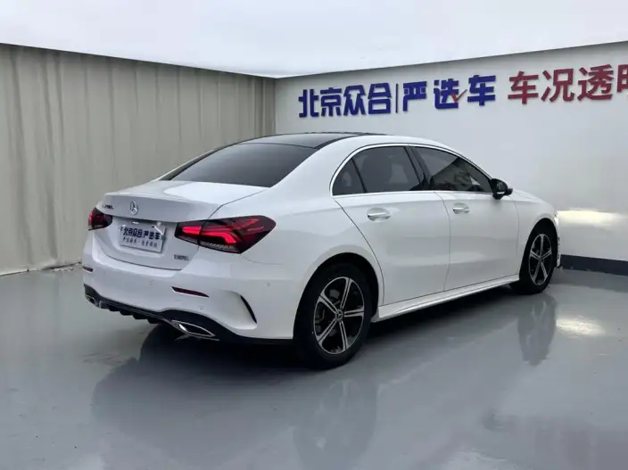 Mercedes-Benz A-class 2022 Model A 200 L Sports sedan Fashion Edition – фото 6
