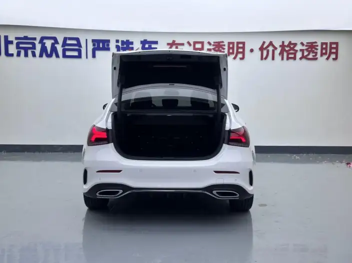 Mercedes-Benz A-class 2022 Model A 200 L Sports sedan Fashion Edition – фото 10