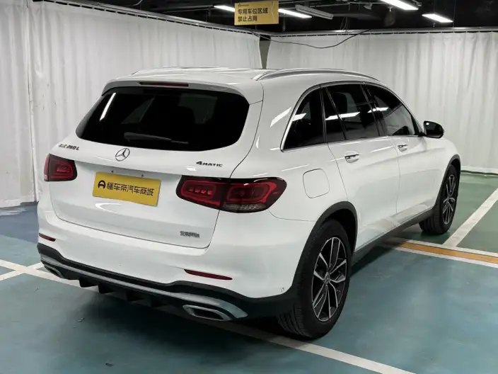 Mercedes-Benz GLC 2022 Model Facelift GLC 260 L 4MATIC Luxury Model – фото 7