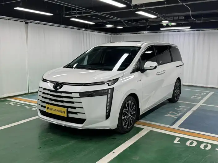 GAC Trumpchi E8 PHEV 2024 Model 2.0ATK 150km MAX Edition – фото 1