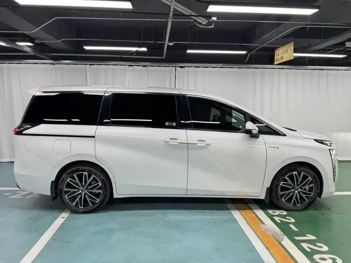 GAC Trumpchi E8 PHEV 2024 Model 2.0ATK 150km MAX Edition – фото 8