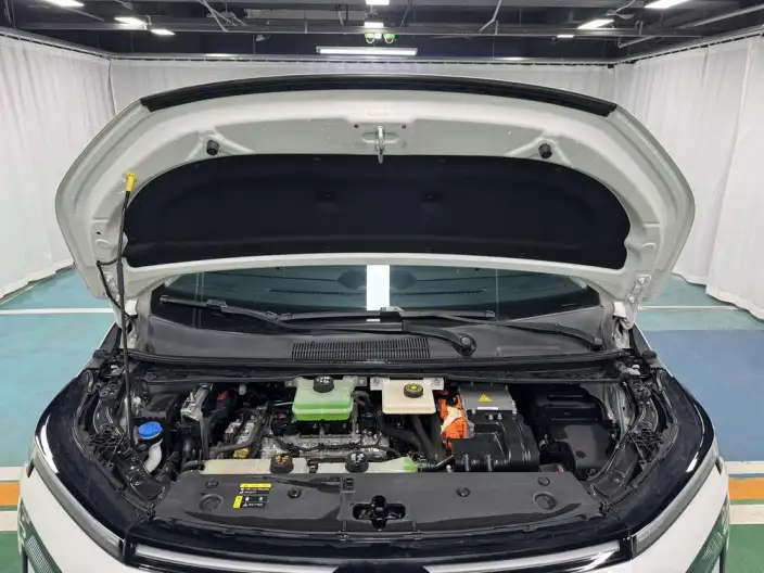 GAC Trumpchi E8 PHEV 2024 Model 2.0ATK 150km MAX Edition – фото 10