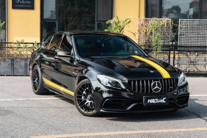 Mercedes-Benz C-Class AMG 2021 Model AMG C 63 Dark Night Special Edition – фото 3
