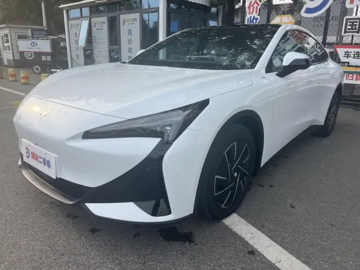 Arcfox α-S 5 2025 Model Facelift 560PRO 185kW – фото 1