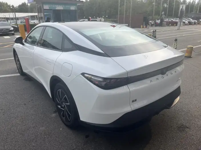 Arcfox α-S 5 2025 Model Facelift 560PRO 185kW – фото 4