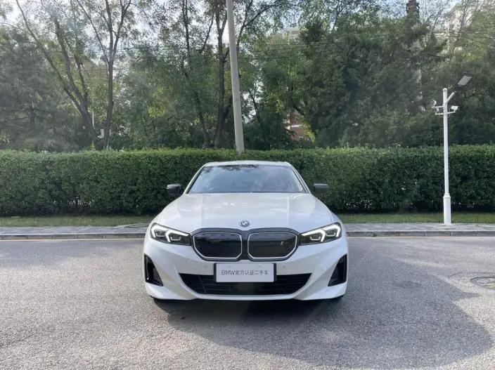 BMW i3 2023 Model eDrive40L Night Set – фото 2