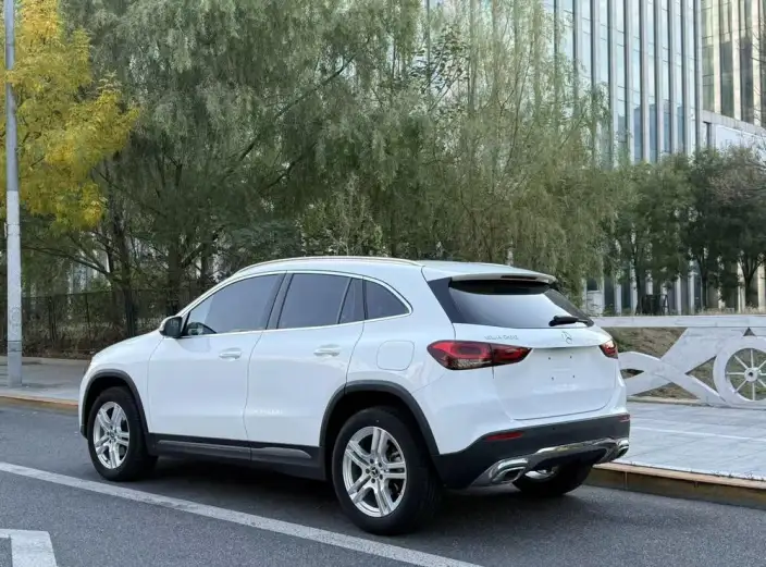 Mercedes-Benz GLA 2023 Model GLA 200 – фото 4