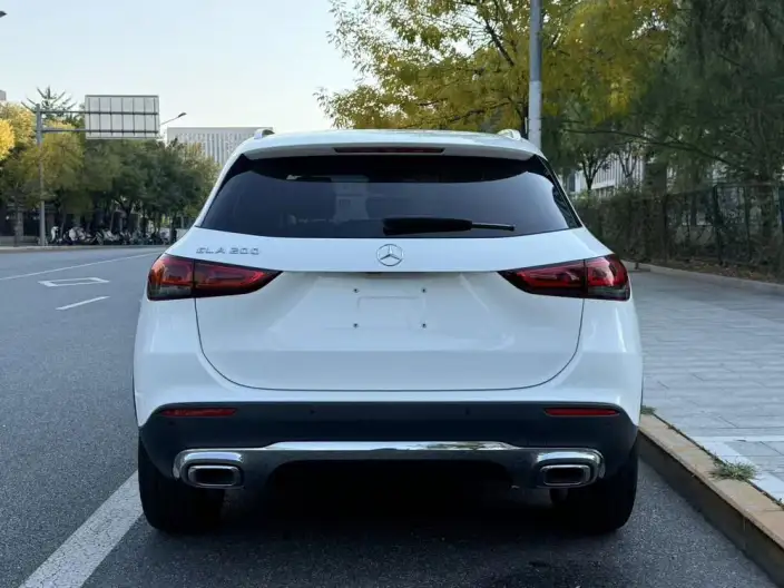 Mercedes-Benz GLA 2023 Model GLA 200 – фото 5