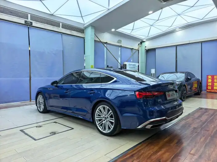 Audi A5 2023 Model Sportback 40 TFSI quattro Luxury Dynamic Model – фото 5