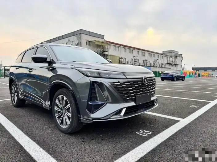 Changan CS75 PLUS 2023 Model Third generation 1.5T Automatic Noble Model – фото 3