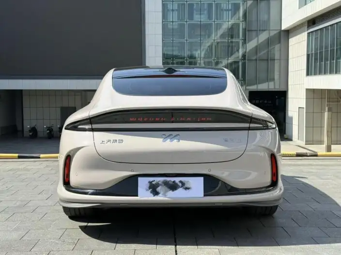 IM L6 2024 Model Max Standard Edition 75kWh – фото 5