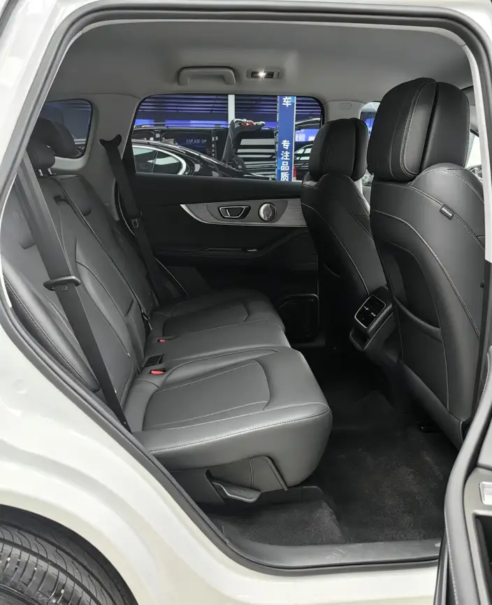 Chery Tiggo 8 PRO 2025 Model 290T 2WD Comfort Edition – фото 8