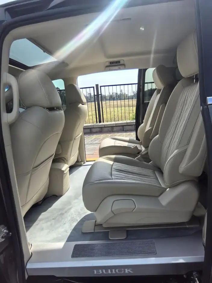 Buick GL8 2023 Model Business class 2.0T Luxury Model – фото 9