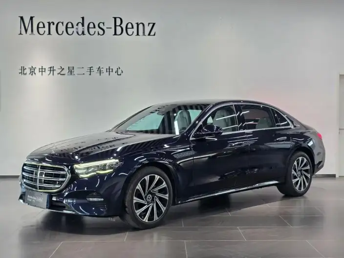 Mercedes-Benz E-Class 2024 Model E 300 L Luxury Model sedan – фото 1