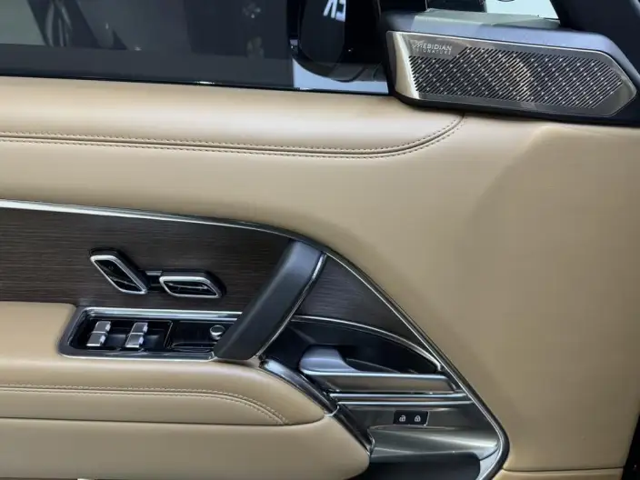 Range Rover 2024 Model 3.0 L6 400PS Shengshi Extended Edition 7 seat – фото 10