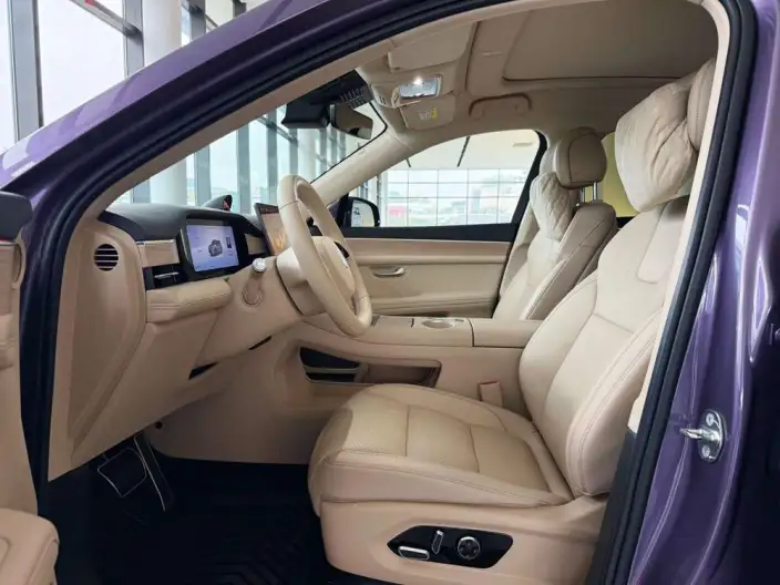 Aito M5 2025 Model Extended Range Ultra 4WD Edition – фото 8