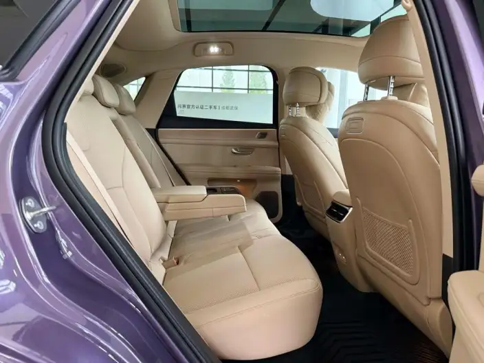 Aito M5 2025 Model Extended Range Ultra 4WD Edition – фото 9