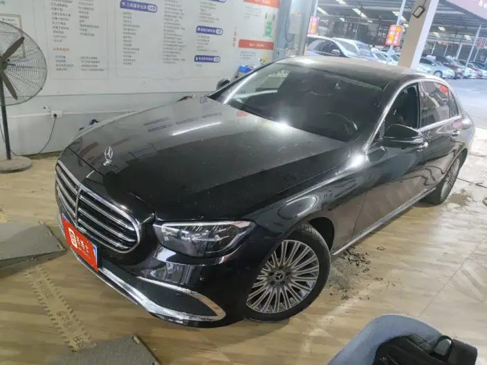 Mercedes-Benz E-Class 2023 Model E 300 L Luxury Model sedan – фото 1