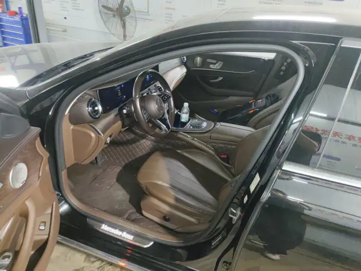 Mercedes-Benz E-Class 2023 Model E 300 L Luxury Model sedan – фото 8
