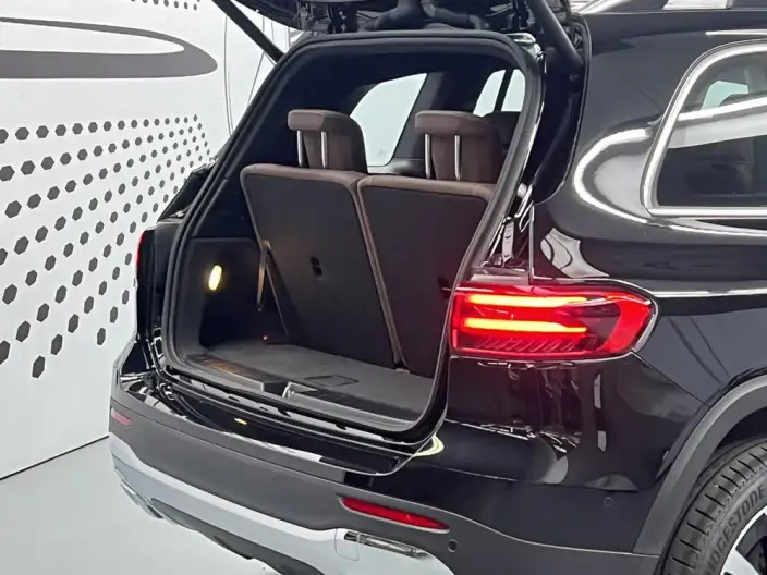 Mercedes-Benz GLB 2025 Model GLB 220 Fashion Model – фото 5