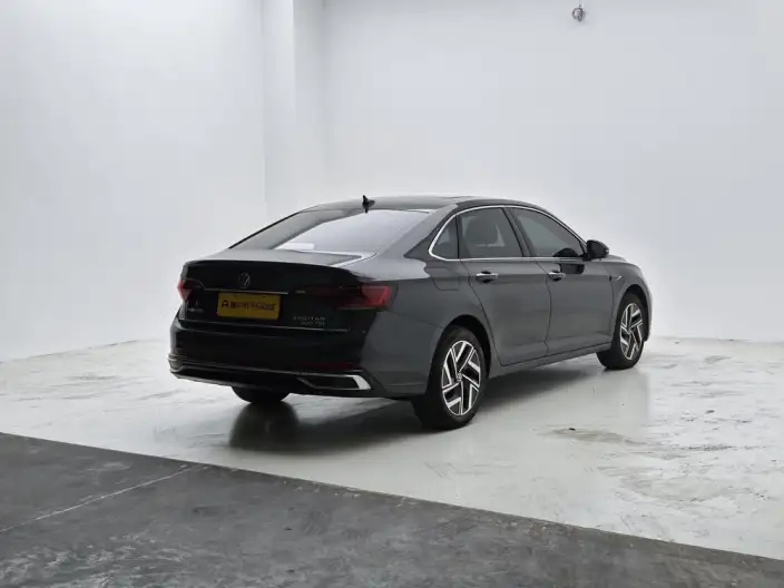 Volkswagen Sagitar 2023 Model 300TSI DSG Beyond Edition – фото 7