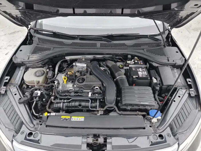 Volkswagen Sagitar 2023 Model 300TSI DSG Beyond Edition – фото 10