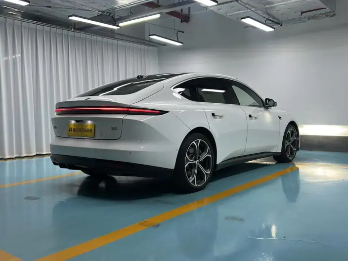 NIO ET5 2025 Model 75kWh – фото 7