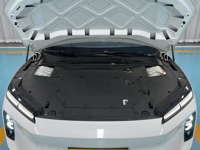 NIO ET5 2025 Model 75kWh – фото 10