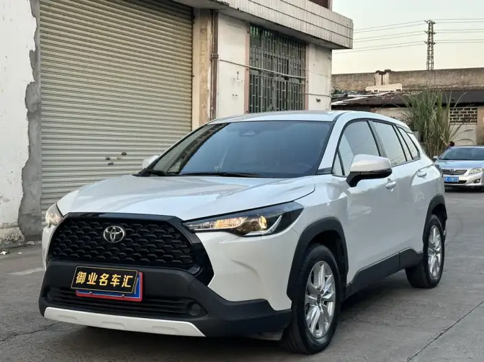Toyota Corolla Cross 2024 Model 2.0L CVT Ultimate Edition – фото 1