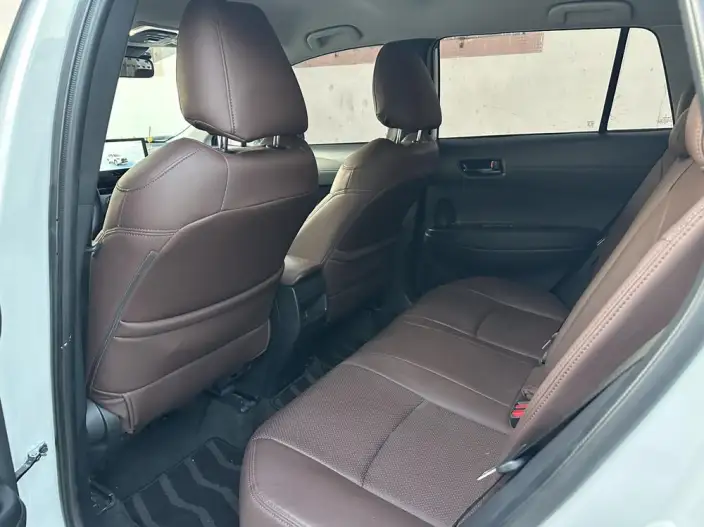 Toyota Corolla Cross 2024 Model 2.0L CVT Ultimate Edition – фото 9