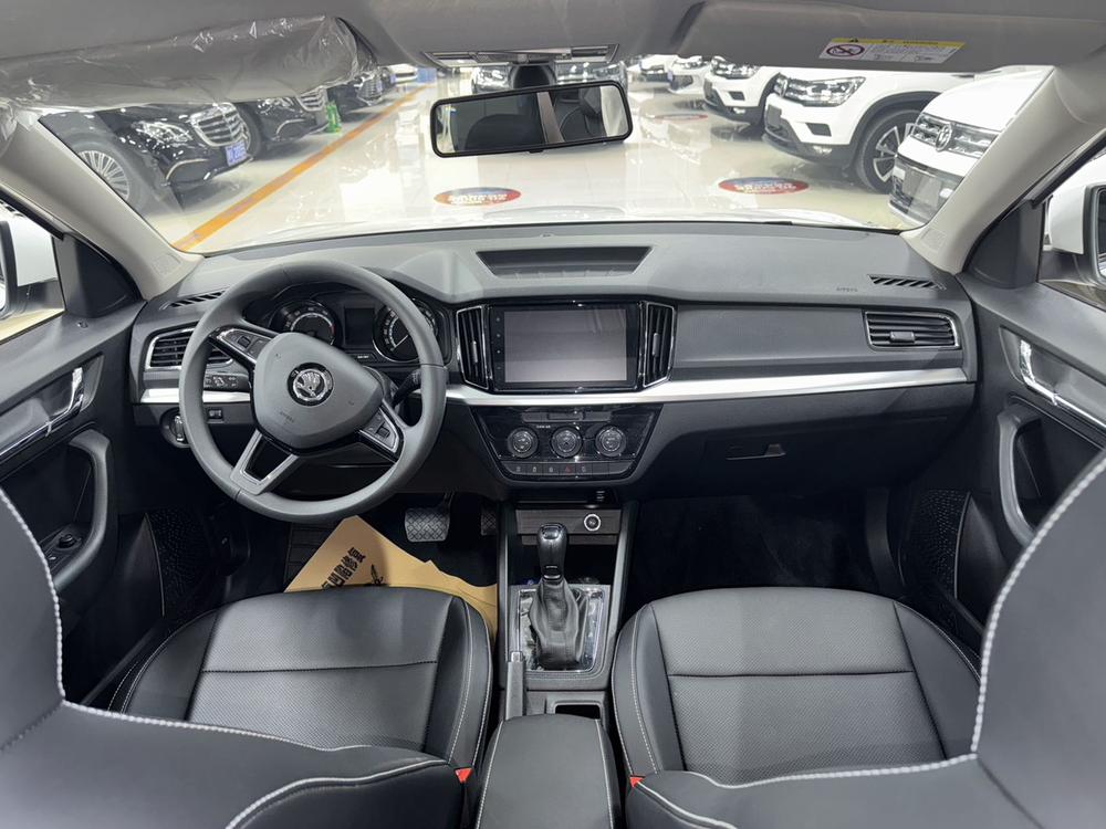 Skoda Kamiq 2023 1.5L Automatic Comfort – фото 8