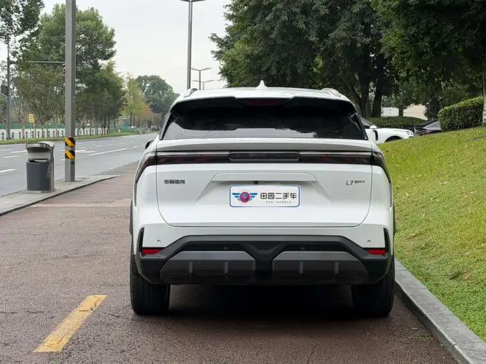 Geely Galaxy L7 2025 Model 1.5L EM-i 115km Tiggo + Edition – фото 5