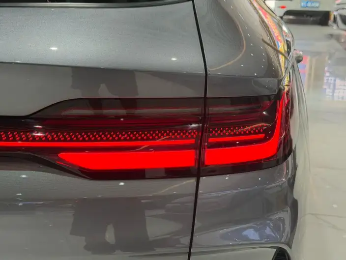 BYD Song PLUS DM 2023 Model DM-i Champion Edition 110KM Flagship Model – фото 9