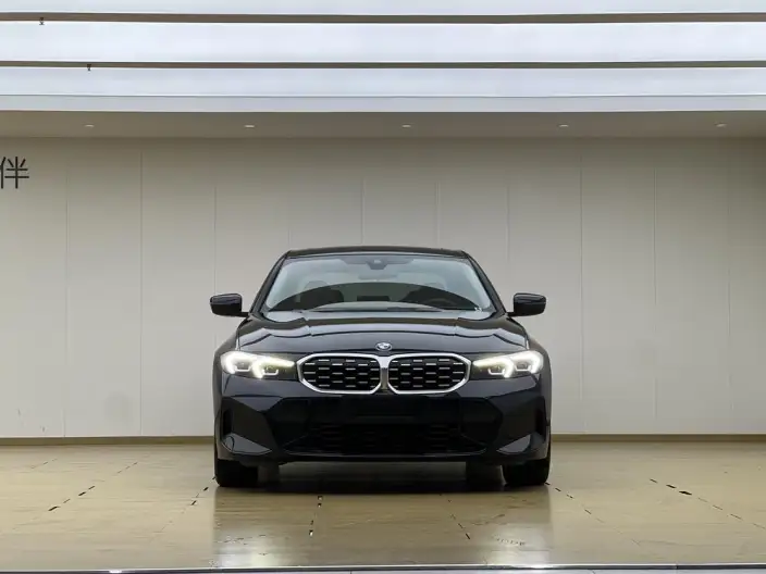 BMW 3 Series 2023 Model 325Li M Sports Set – фото 2