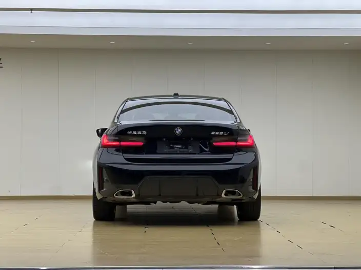BMW 3 Series 2023 Model 325Li M Sports Set – фото 6