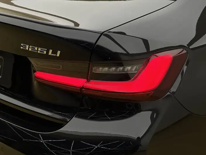 BMW 3 Series 2023 Model 325Li M Sports Set – фото 9