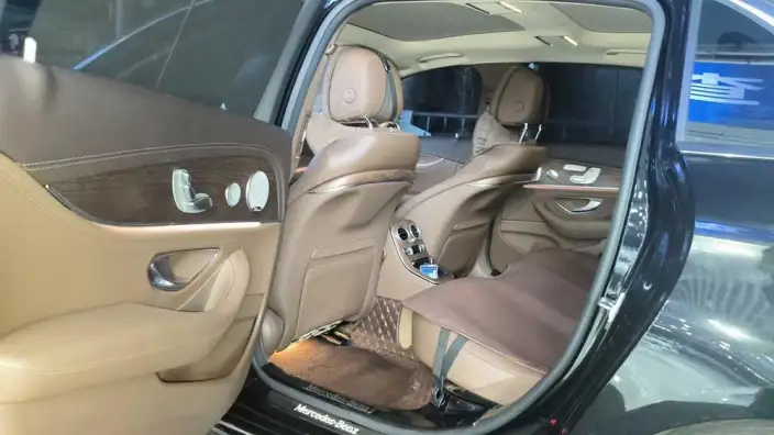 Mercedes-Benz E-Class 2023 Model E 300 L Noble Model sedan – фото 8