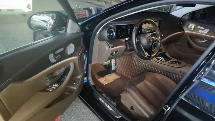 Mercedes-Benz E-Class 2023 Model E 300 L Noble Model sedan – фото 9