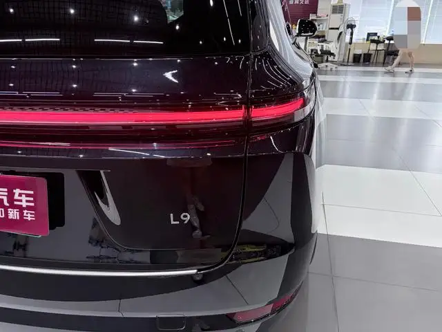 Li Auto L9 2022 Model Max Edition – фото 7
