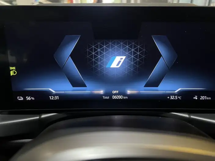 BMW i3 2026 Model Facelift eDrive35L – фото 9