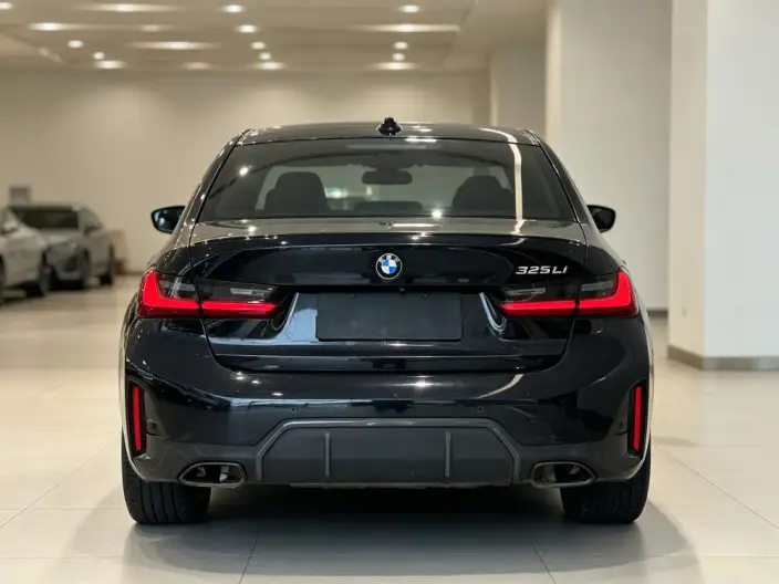 BMW 3 Series 2023 Model 325Li M Sports Night Set – фото 3