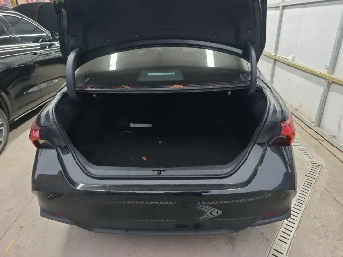 Toyota Avalon 2023 Model Intelligent Hybrid 2.5L E-CVT Deluxe Edition – фото 8