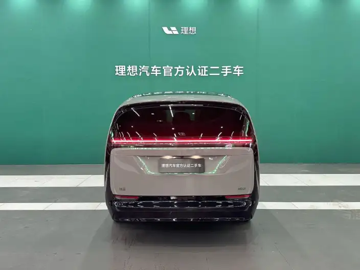 Li Auto MEGA 2024 Model Ultra Edition – фото 6