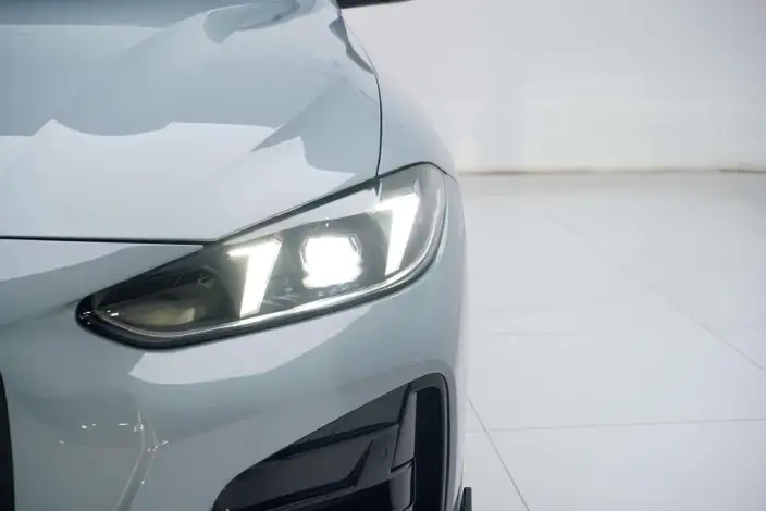 BMW 4 Series 2024 Model 430i M Sports Night Set – фото 9