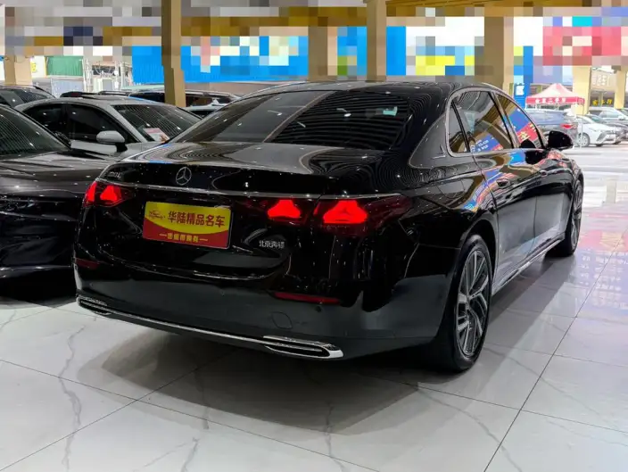 Mercedes-Benz E-Class 2024 Model E 300 L Fashion Model sedan – фото 6