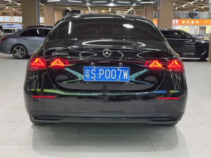 Mercedes-Benz E-Class 2024 Model E 300 L Noble Model sedan – фото 5