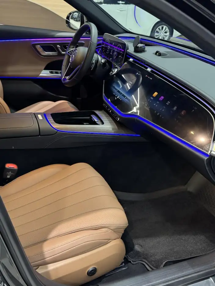 Mercedes-Benz E-Class 2024 Model E 300 L Noble Model sedan – фото 7