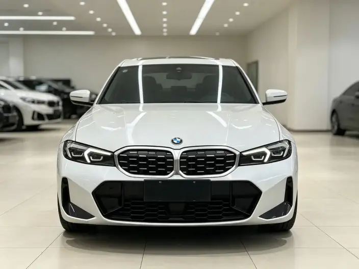 BMW 3 Series 2025 Model 325Li M Sports Set – фото 2