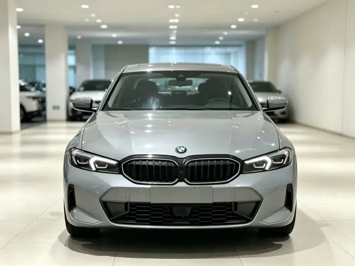 BMW 3 Series 2025 Model 330Li M Sports Night Set – фото 2