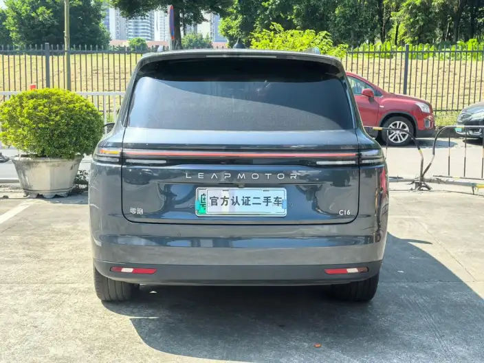 Leapmotor C16 2024 Model EV Edition 520 Exclusive Edition – фото 5